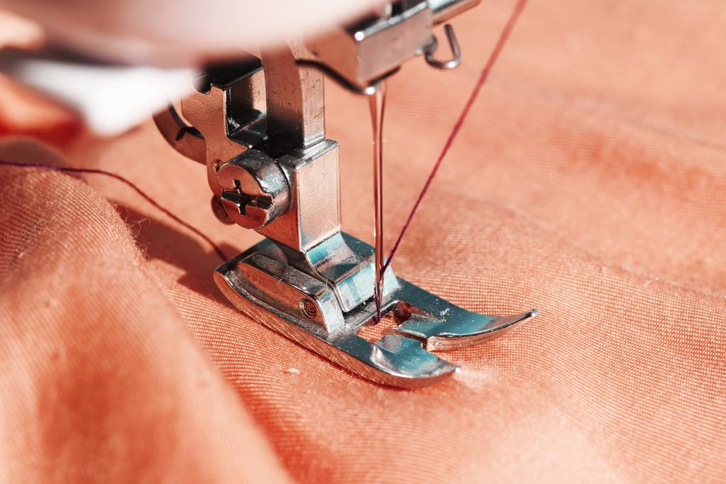 汕頭西服定做需要注意的三點